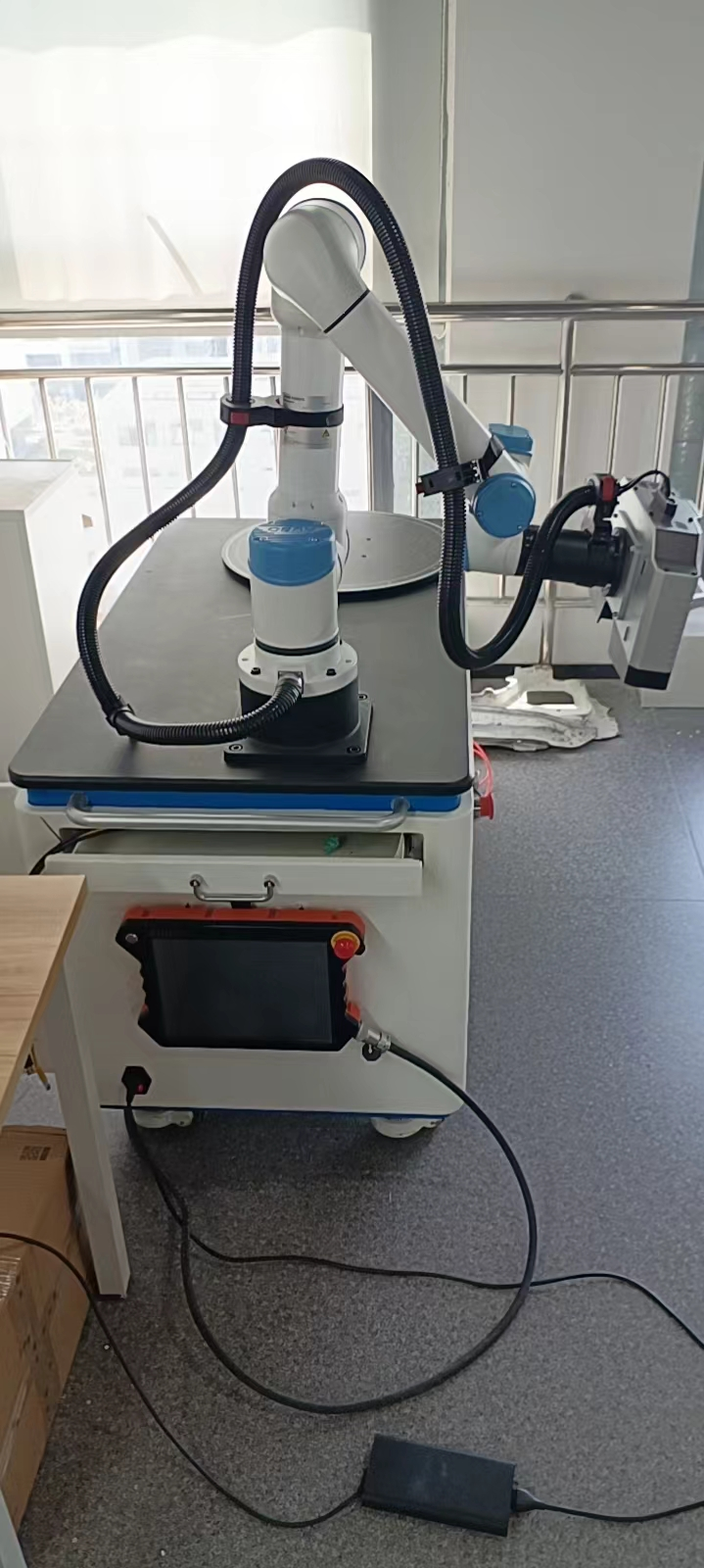 自動(dòng)機(jī)器人三維掃描系統(tǒng)大幅面藍(lán)光掃描